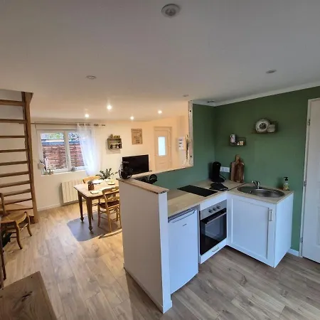 Domaine Versus L'atelier Apartment